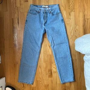 Levi’s relaxed fit 550